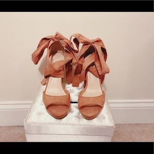 Wild Diva Nordstrom salmon tie up heels size 7